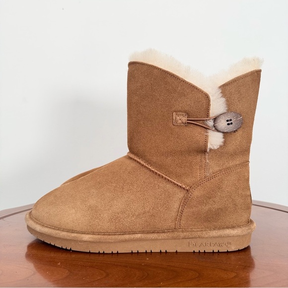 BearPaw Women's Rosie Short Winter Boots | US 9 - Picture 3 of 11